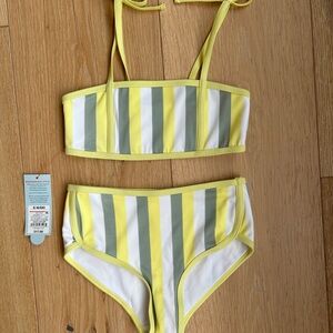 Girl’s Summer Bundle: Bathing Suit, Cover-up & Beach Bag